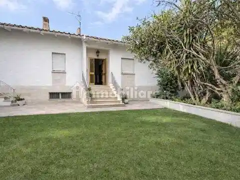 Villa in vendita a Ancona