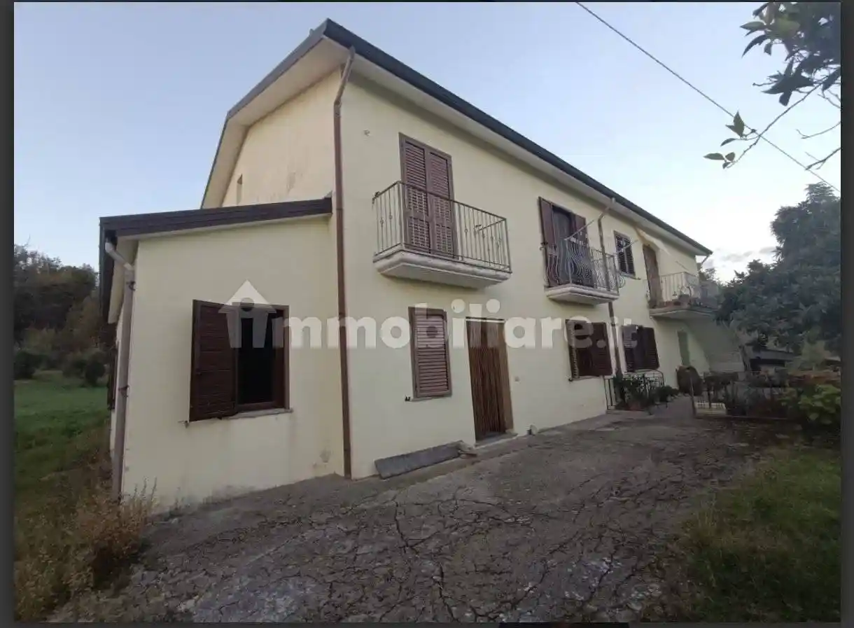 Appartamento in vendita a Rivello