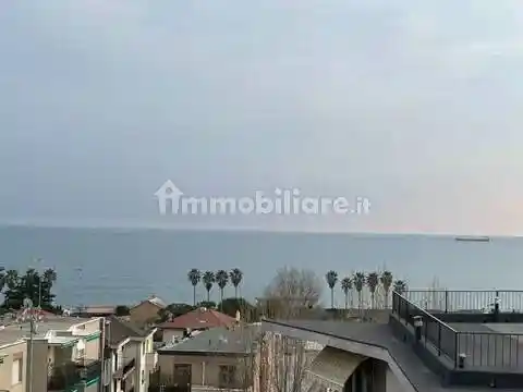 Appartamento in vendita a Albisola Superiore