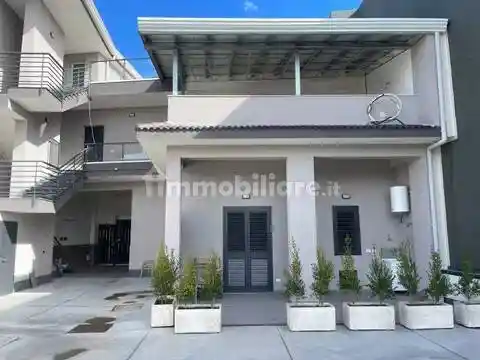 Appartamento in vendita a Acireale
