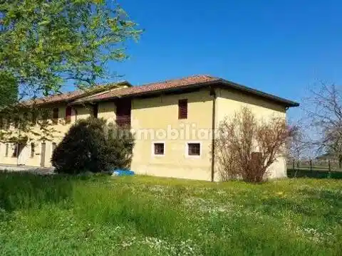 Rustico - Casale in vendita a San Biagio di Callalta
