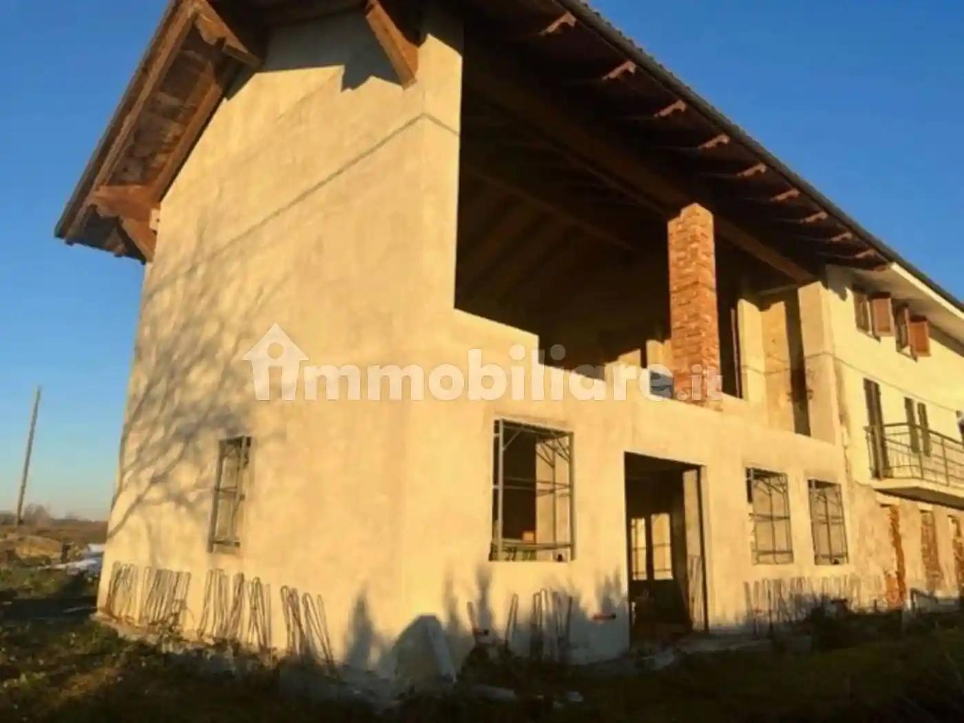 Rustico - Casale in vendita a Chieri
