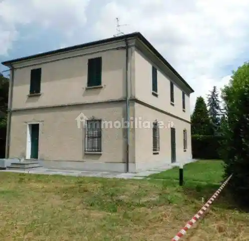 Casa indipendente in vendita a Faenza