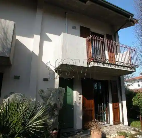 Villetta a schiera in vendita a Faenza