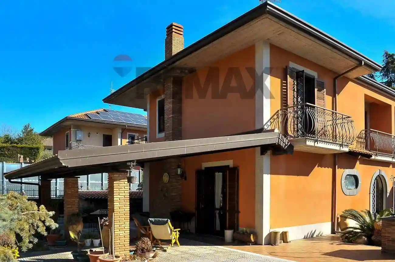 Villa - foto 2