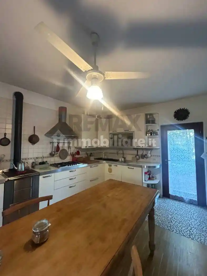 Casa indipendente in affitto a Villafranca di Verona