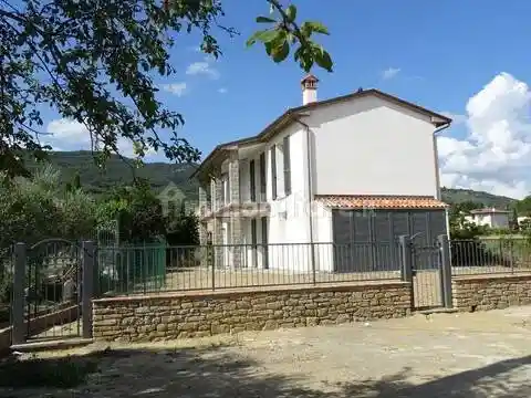 Villa in vendita a Castiglion Fiorentino