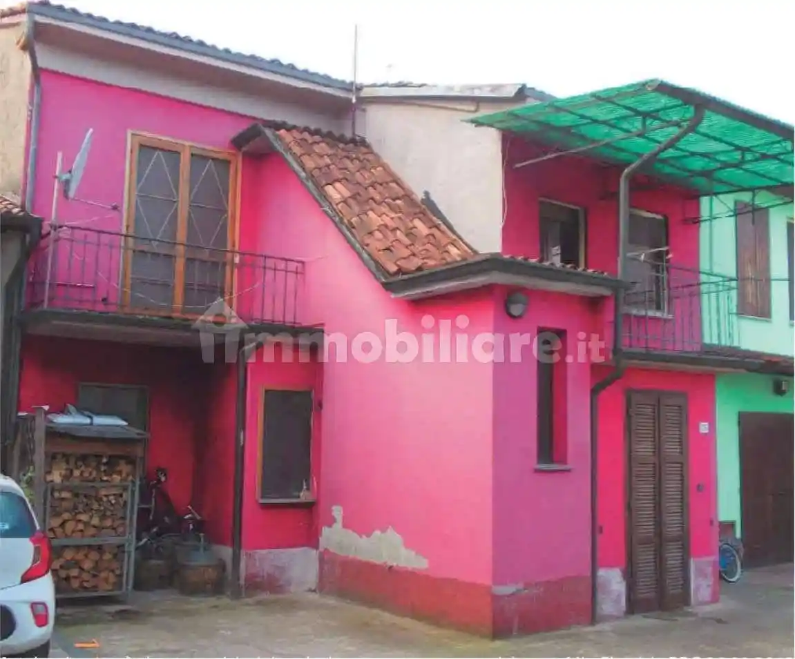 Casa indipendente in vendita a Vaiano Cremasco