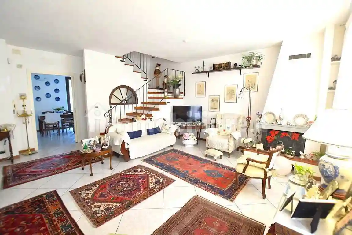 Villetta a schiera - foto 2