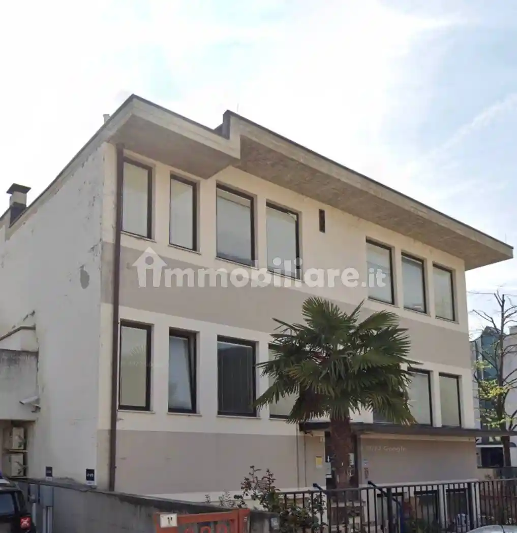 Palazzo - Edificio in vendita a Bolzano