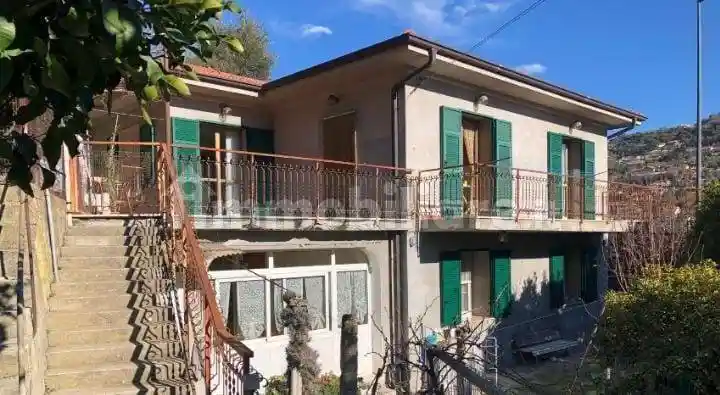 Villa in vendita a Camporosso
