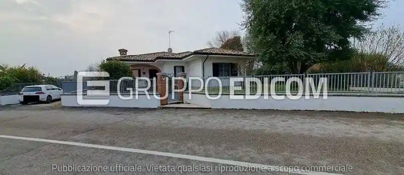 Villa in vendita a Cordenons