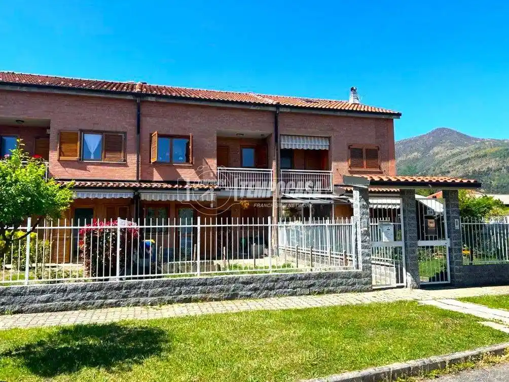 Villetta a schiera in vendita a La Cassa