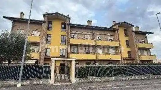 Appartamento in vendita a Desio