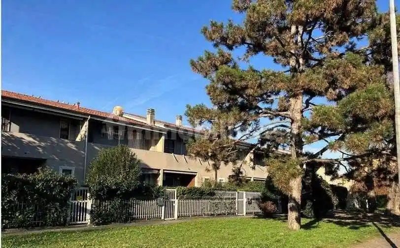 Villetta a schiera in vendita a Burago di Molgora