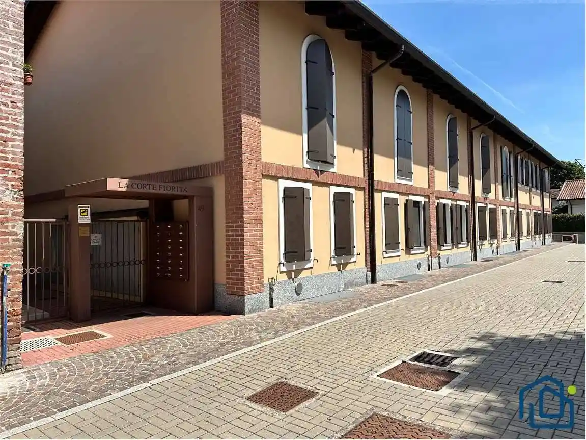 Appartamento in vendita a Buscate