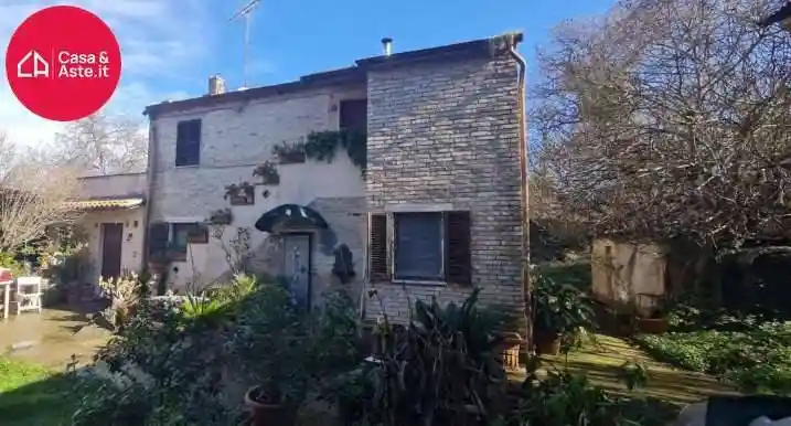Casa indipendente in vendita a Fermo