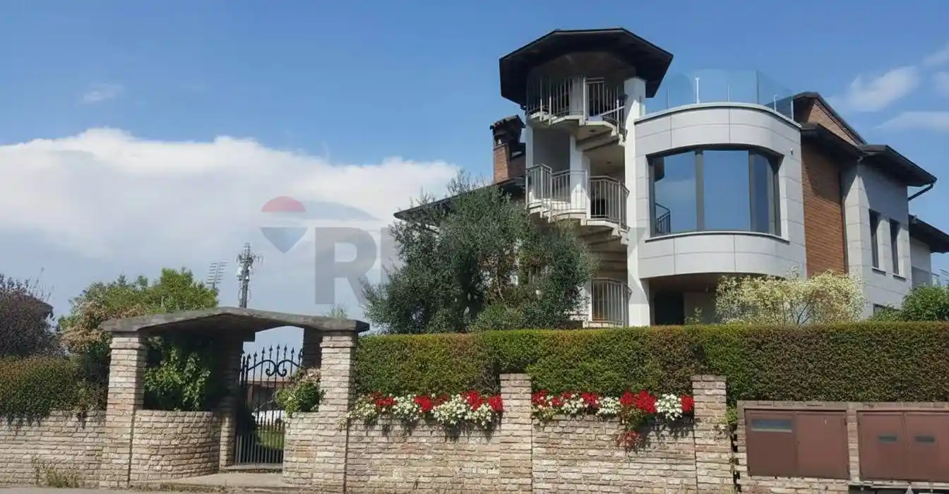 Villa in vendita a Calvisano
