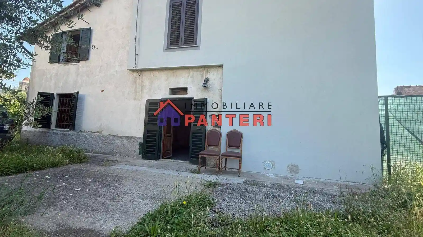 Casa indipendente in vendita a Pescia