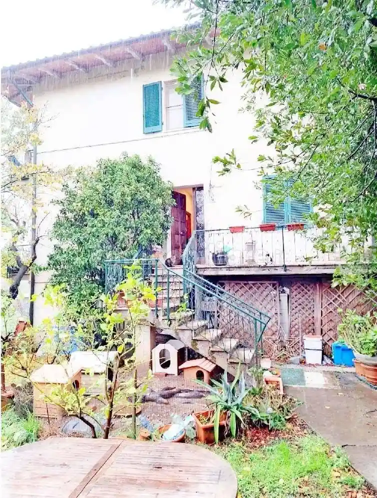 Casa indipendente in vendita a Bientina