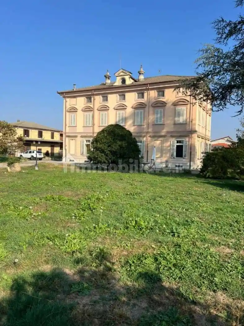 Villa in vendita a Pinerolo