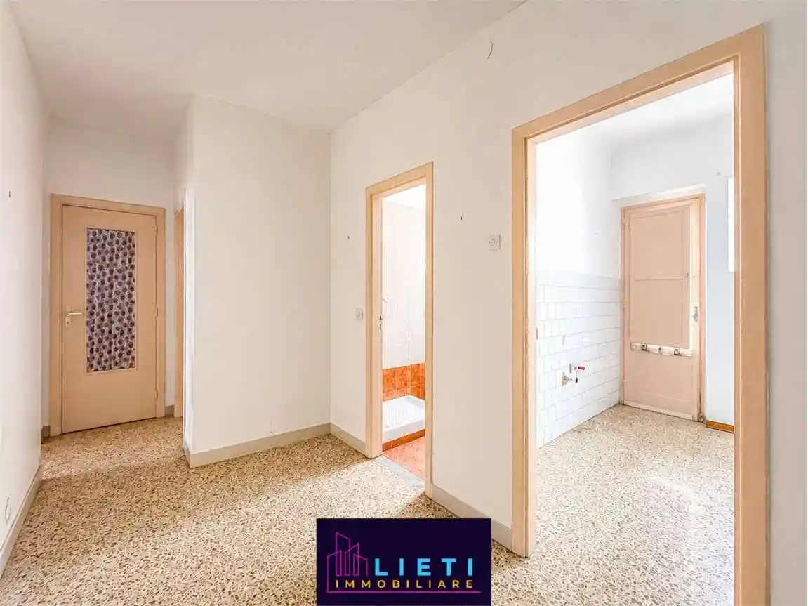 Appartamento in affitto a Taranto