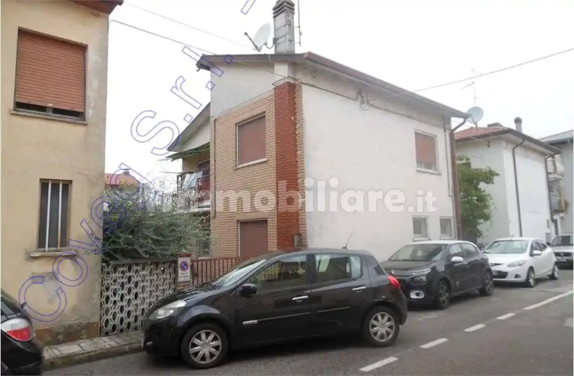 Casa indipendente in vendita a Marano Lagunare
