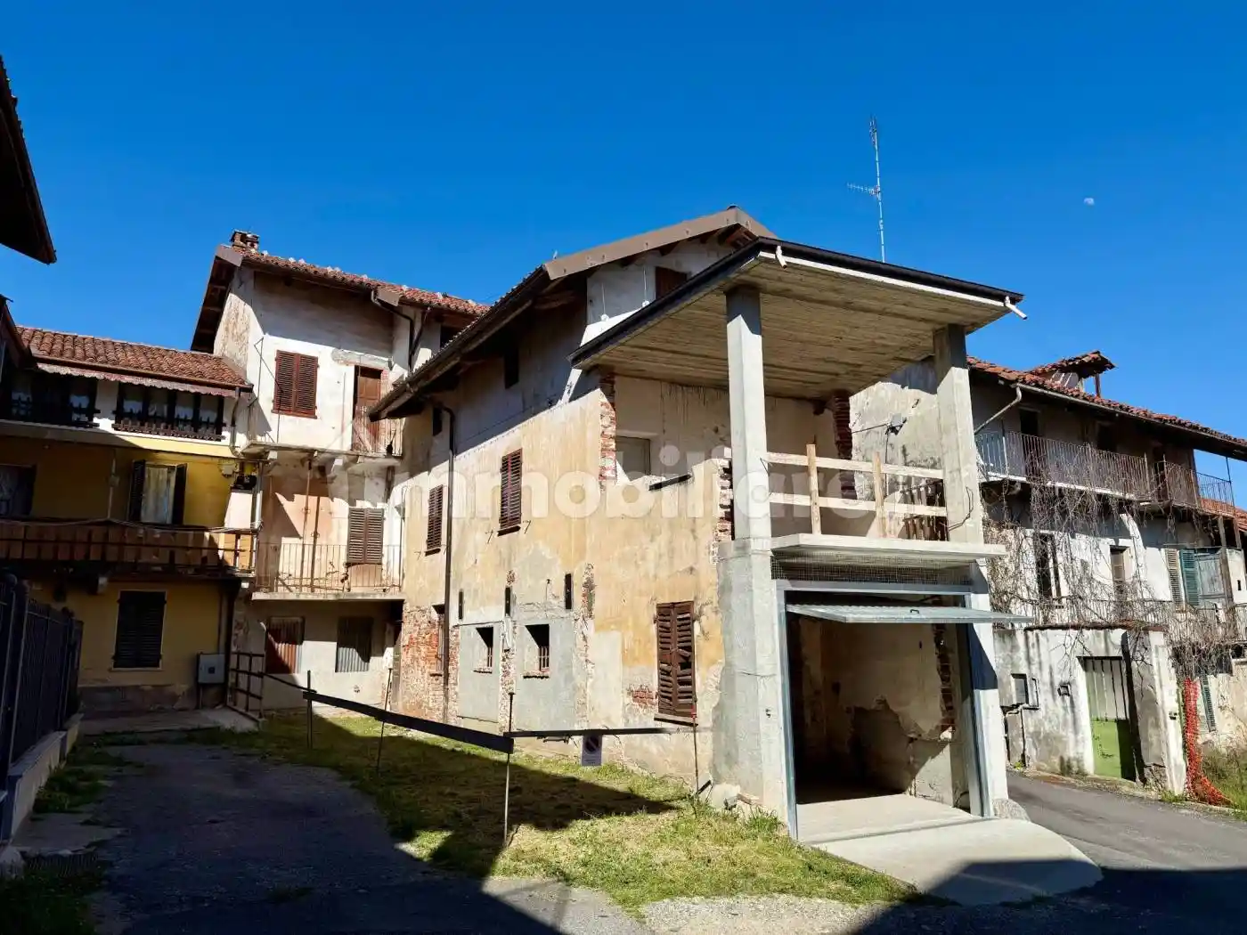 Casa indipendente in vendita a Trinità