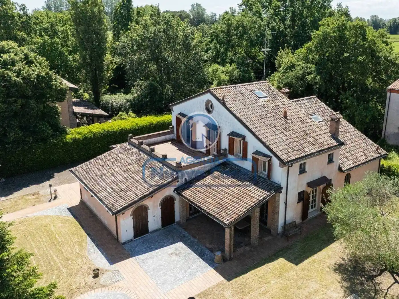 Villa in vendita a Russi