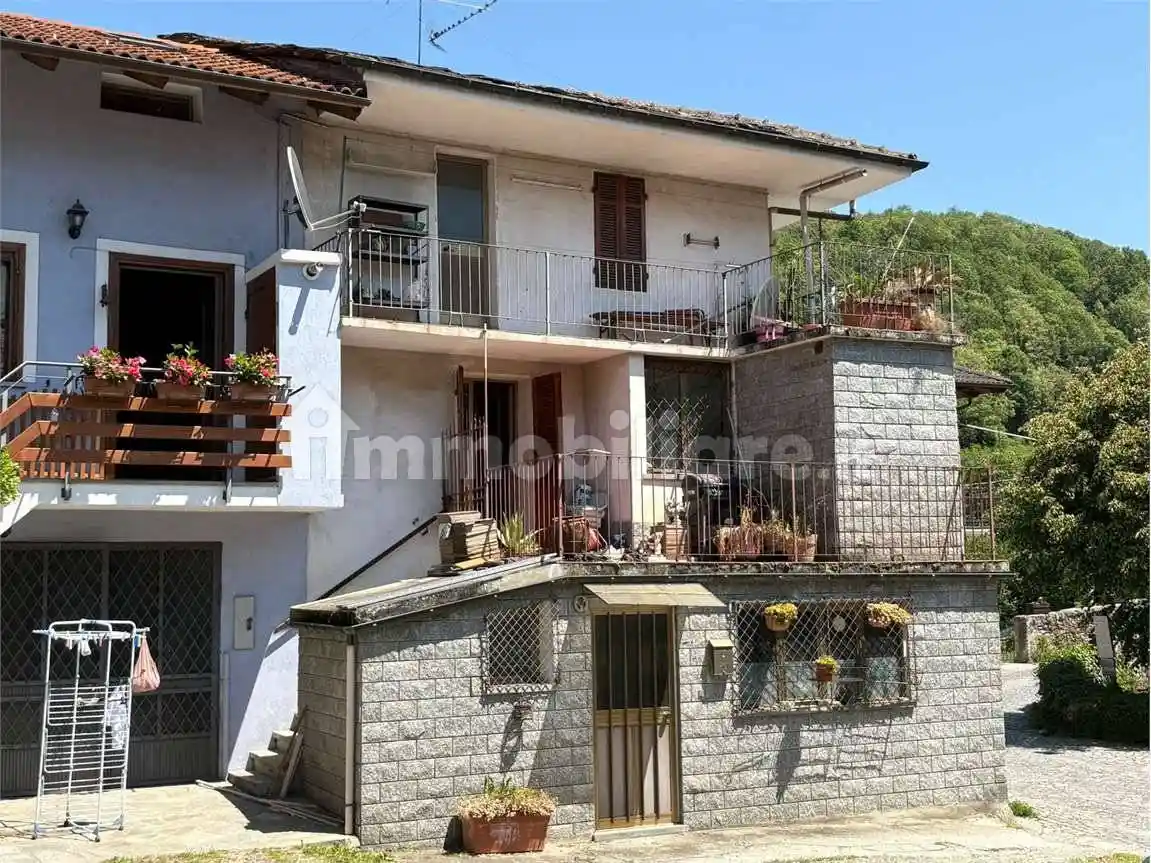 Casa indipendente in vendita a Pinasca