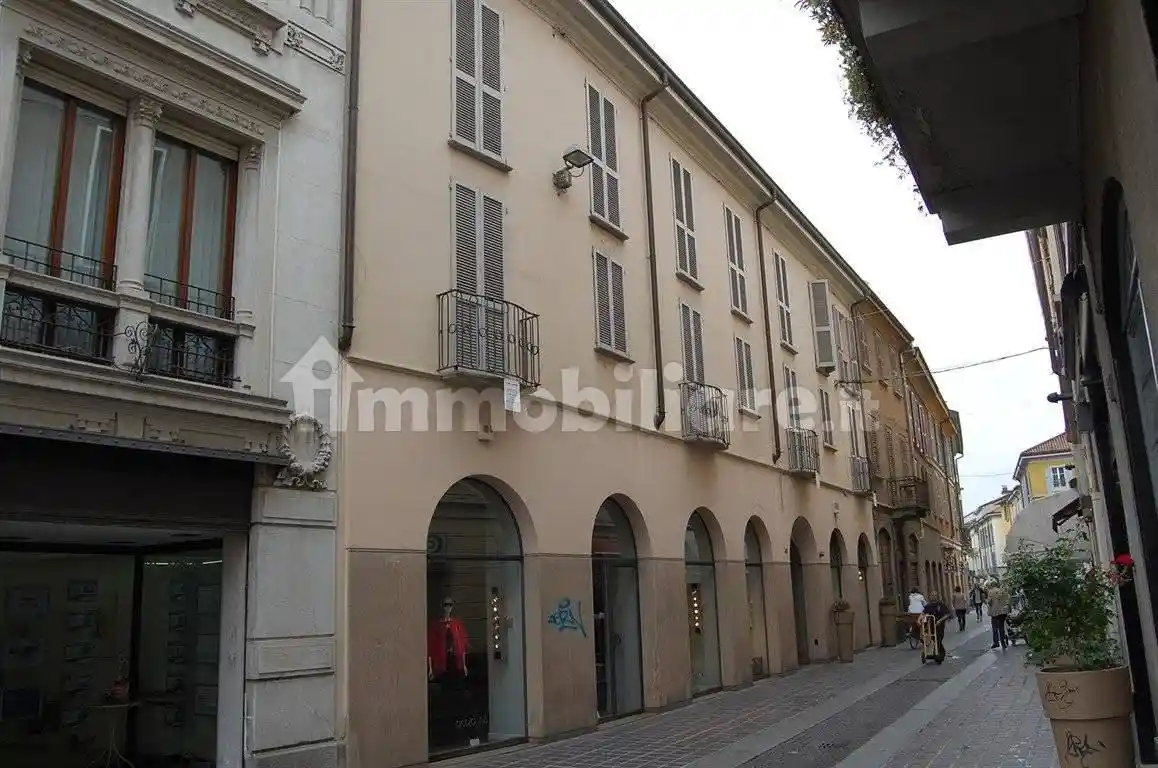 Appartamento in affitto a Monza