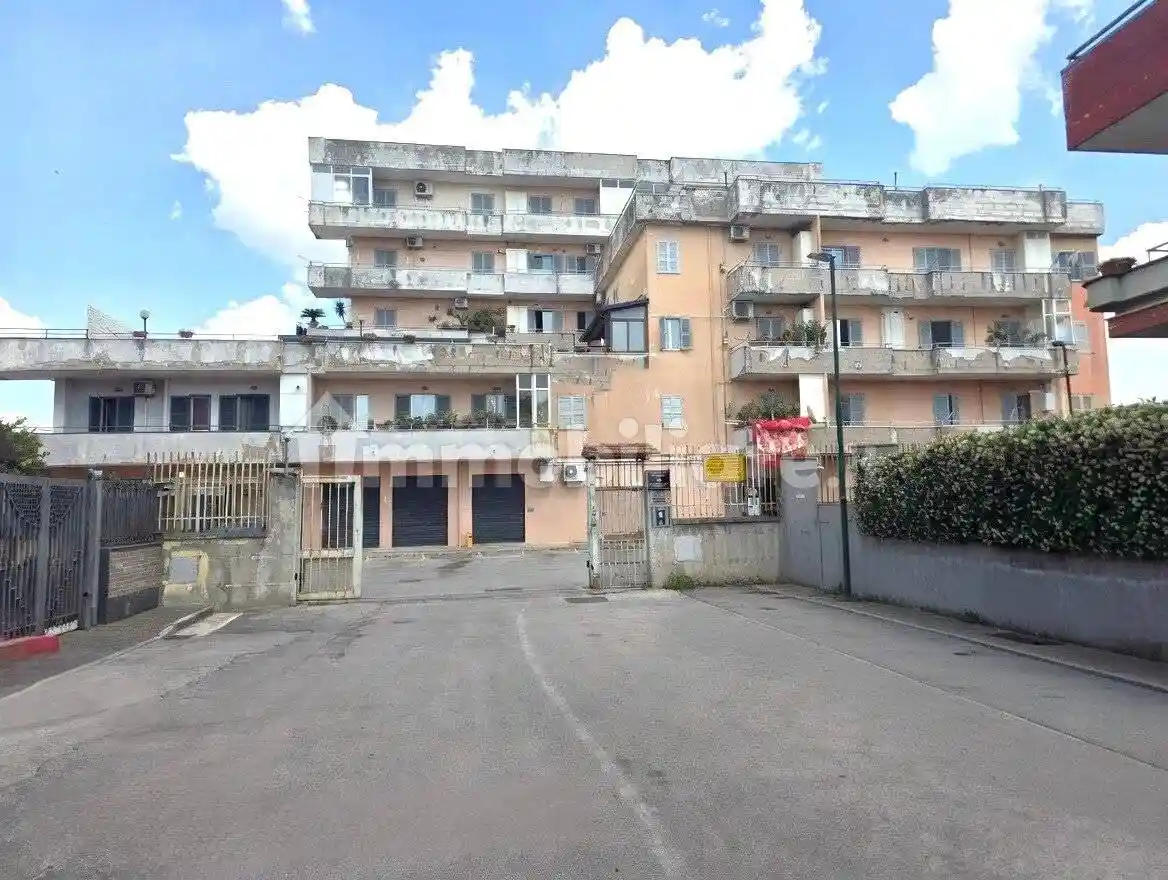 Appartamento in vendita a Casoria