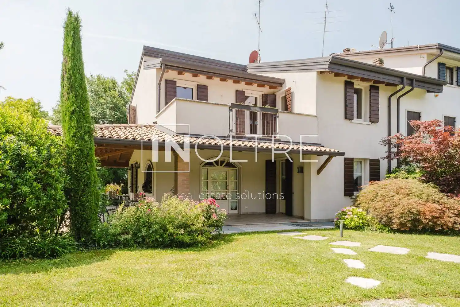 Villa in vendita a Castelnuovo del Garda