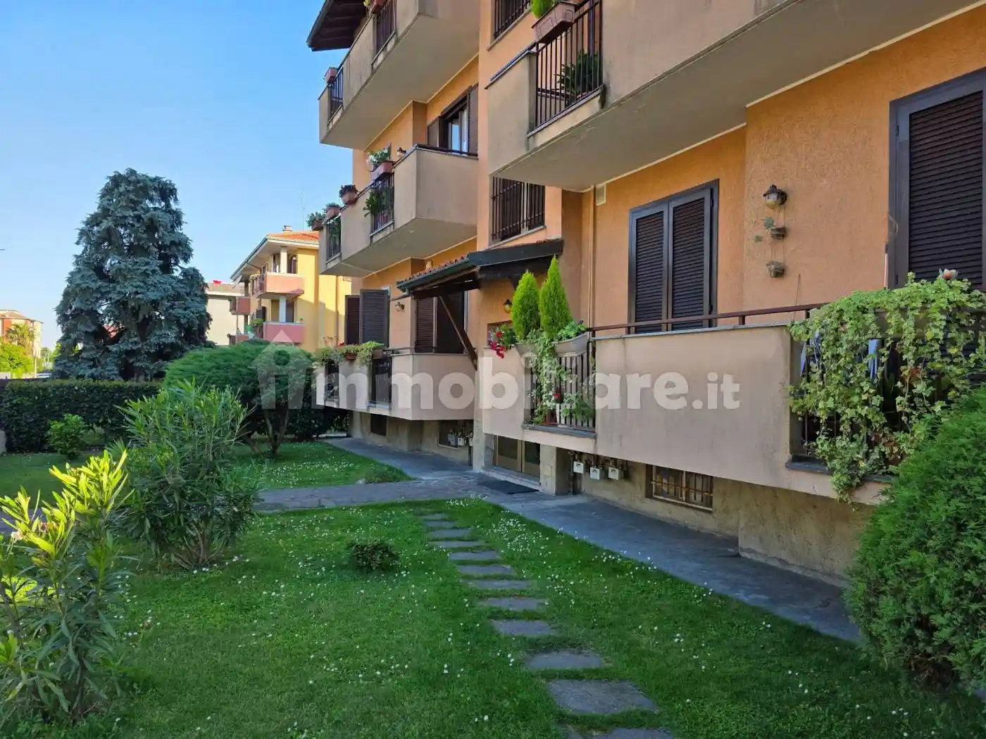 Appartamento in vendita a Robecco sul Naviglio