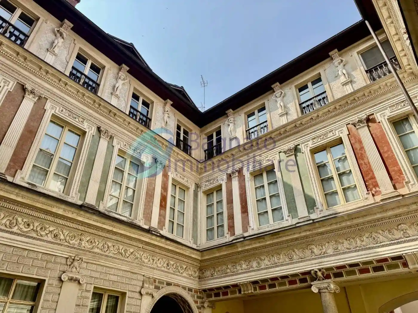 Appartamento in vendita a Novara