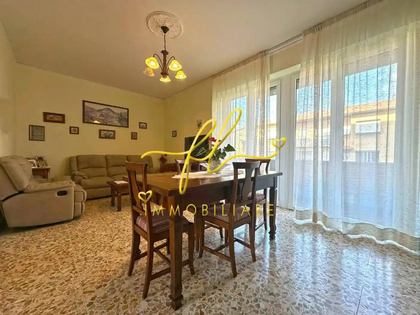 Appartamento in vendita a Cecina