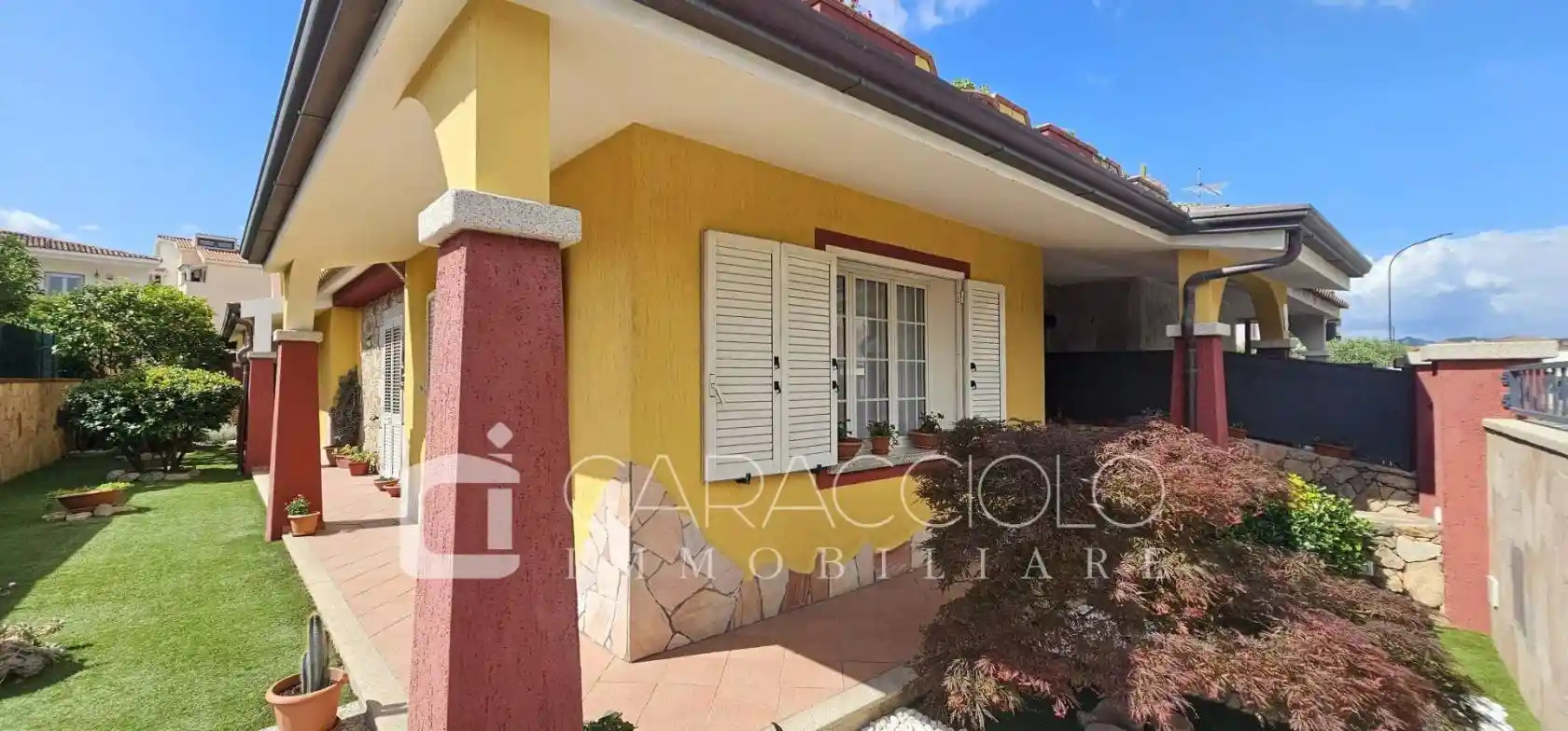 Villa in vendita a Olbia