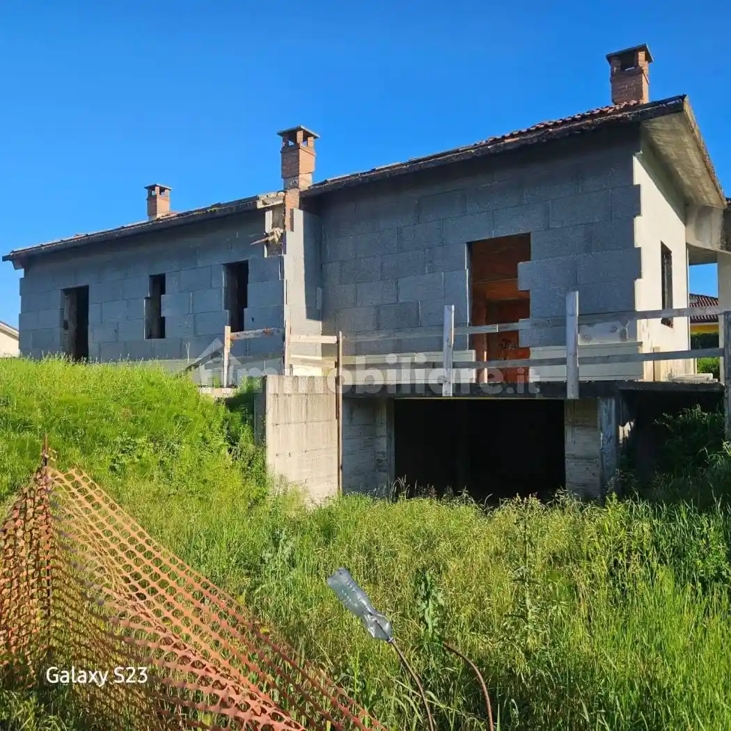 Villa in vendita a Asti