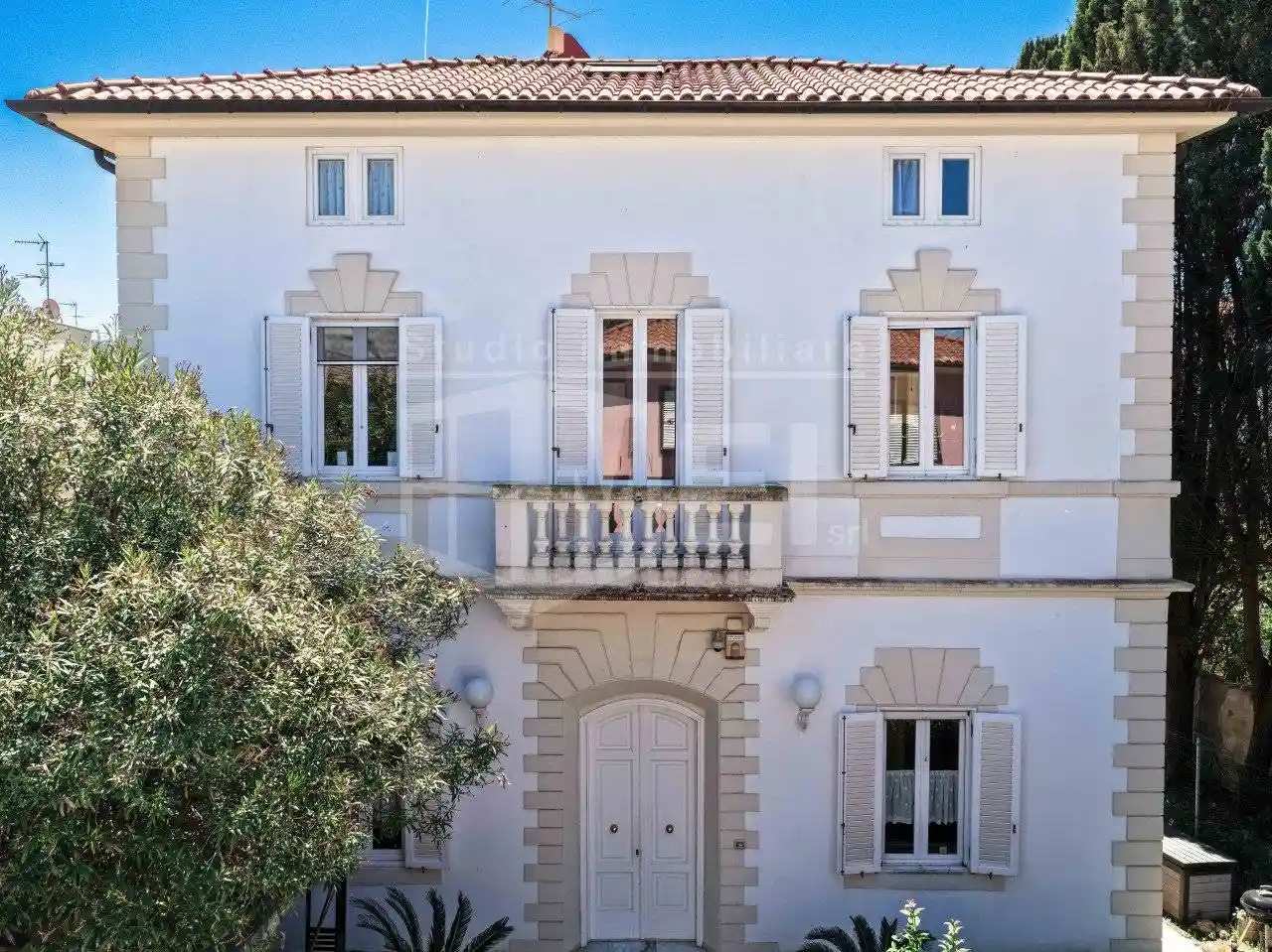 Villa in vendita a Livorno