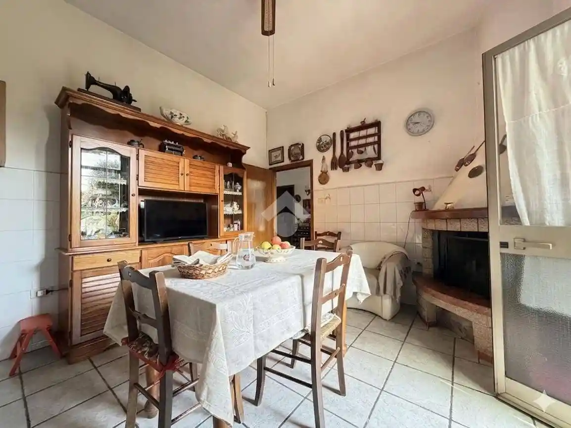 Casa indipendente in vendita a Pistoia