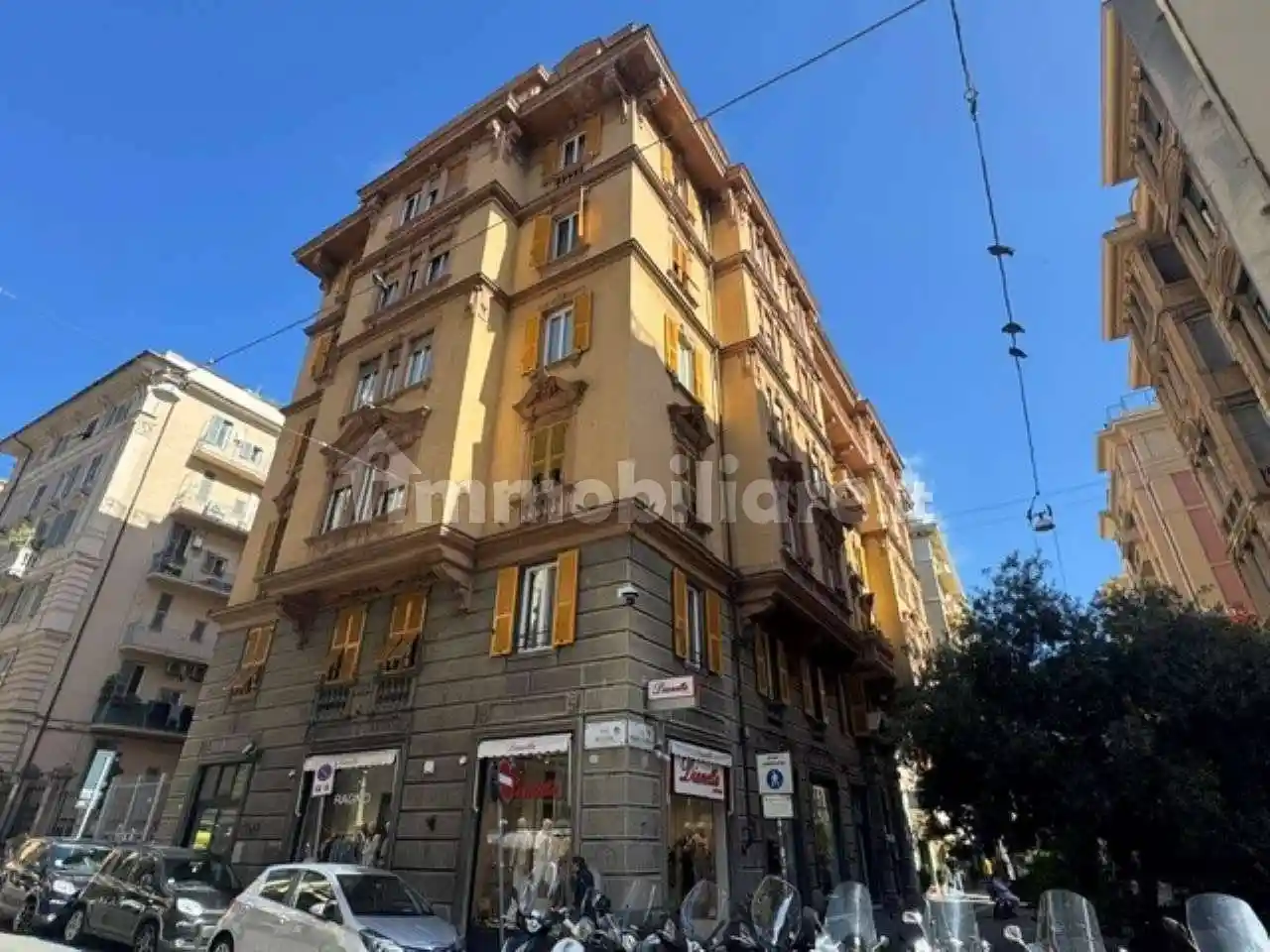 Appartamento in vendita a Genova