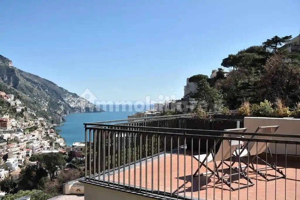 Appartamento in vendita a Positano