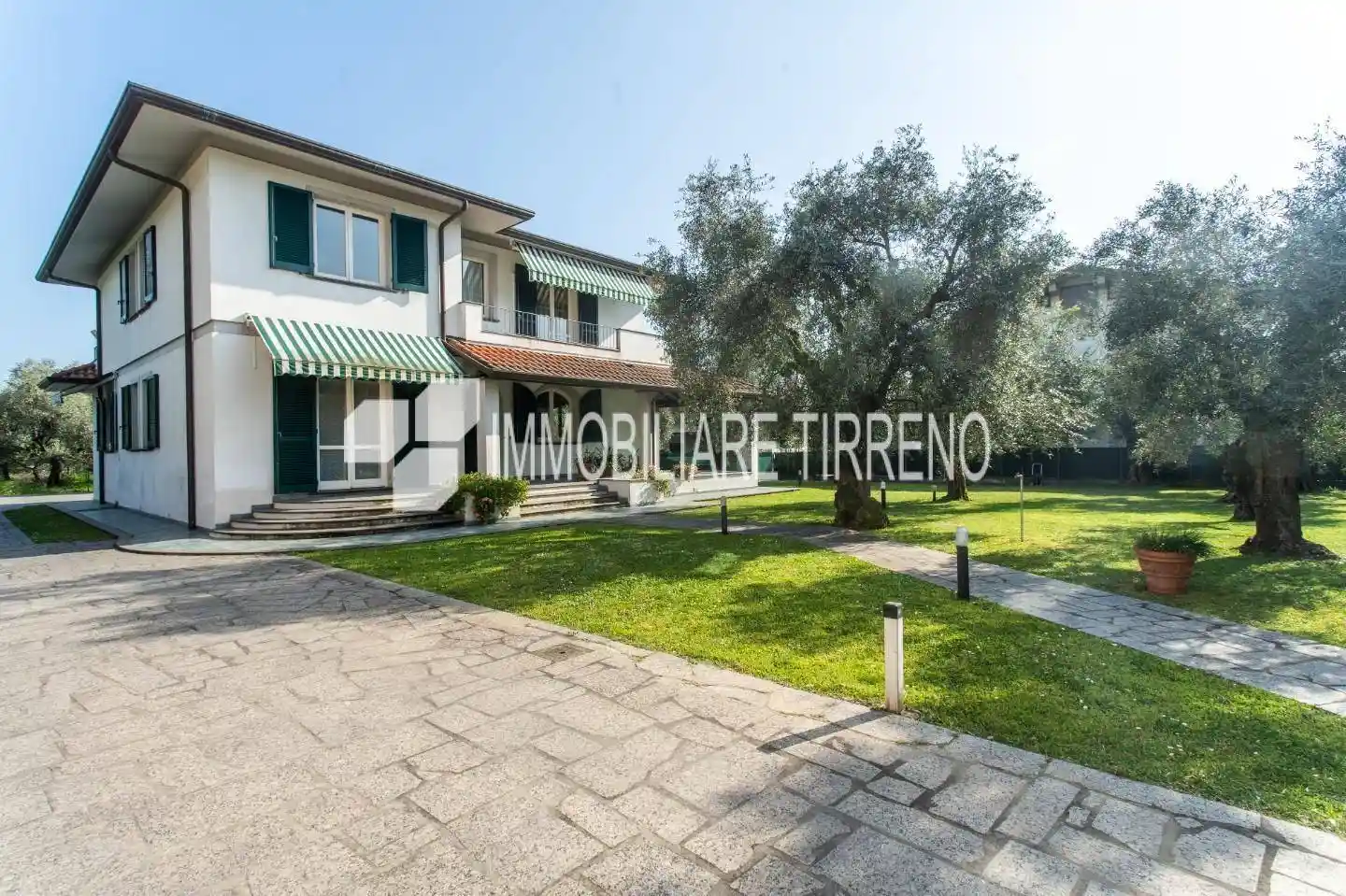 Villa in vendita a Massa