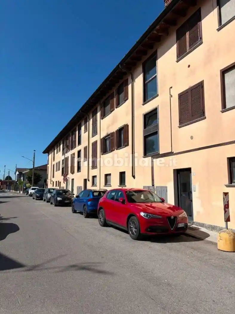 Appartamento in vendita a Gadesco-Pieve Delmona