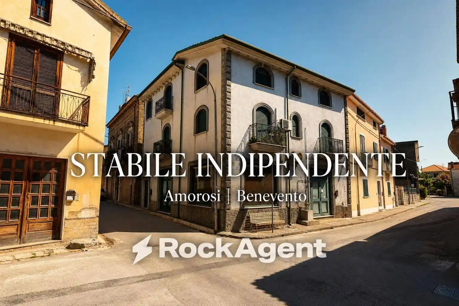 Palazzo - Edificio in vendita a Amorosi