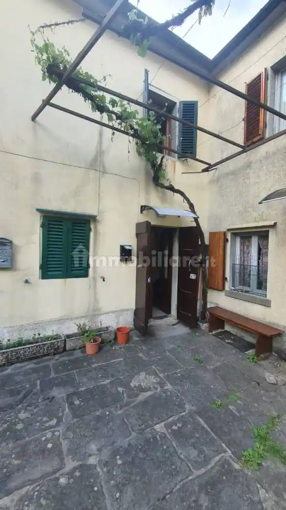 Casa indipendente in vendita a Sambuca Pistoiese