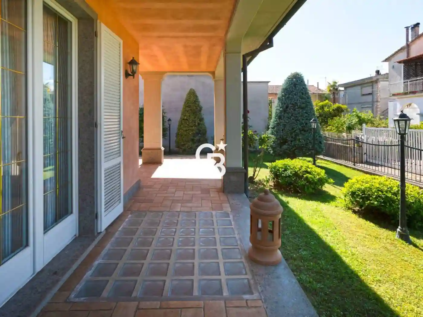 Villa - foto 2