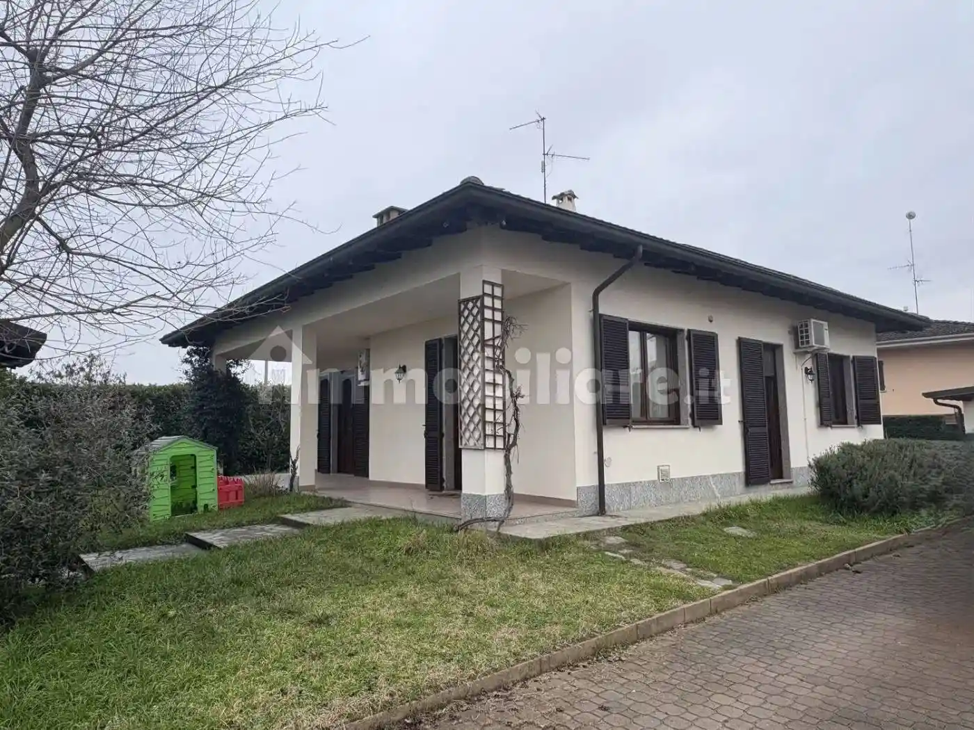 Villa in vendita a Zerbolò