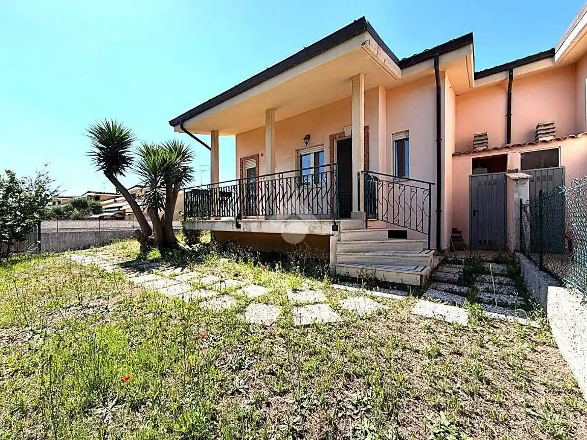 Villa in vendita a Ardea