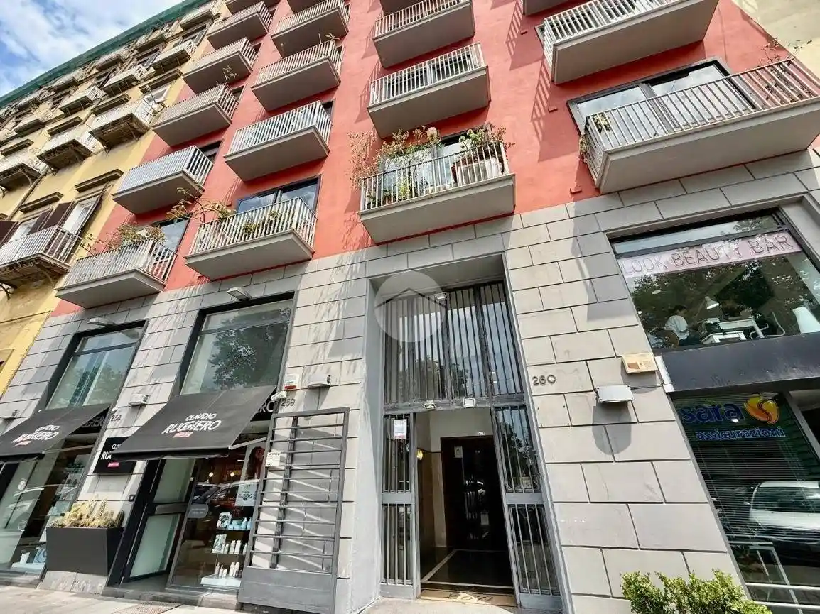 Appartamento in vendita a Napoli